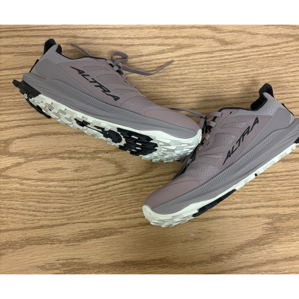 Altra Lone Peak 9 Women's Size 7.5 Trail Running Shoes Purple - Picture 2 of 11